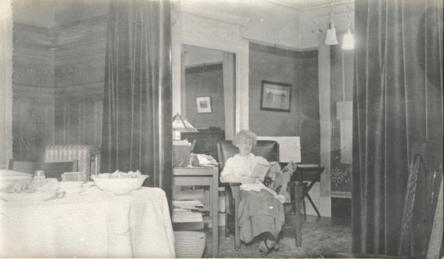 andrewsmargaretjune1915interiorno464.jpg