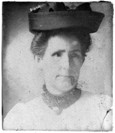 Mother of Evelyn Trickett Bubb