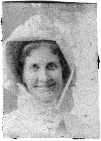 Sister of Evelyn Trickett Bubb